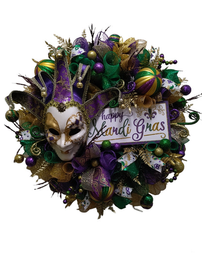 Happy Mardi Gras wreath